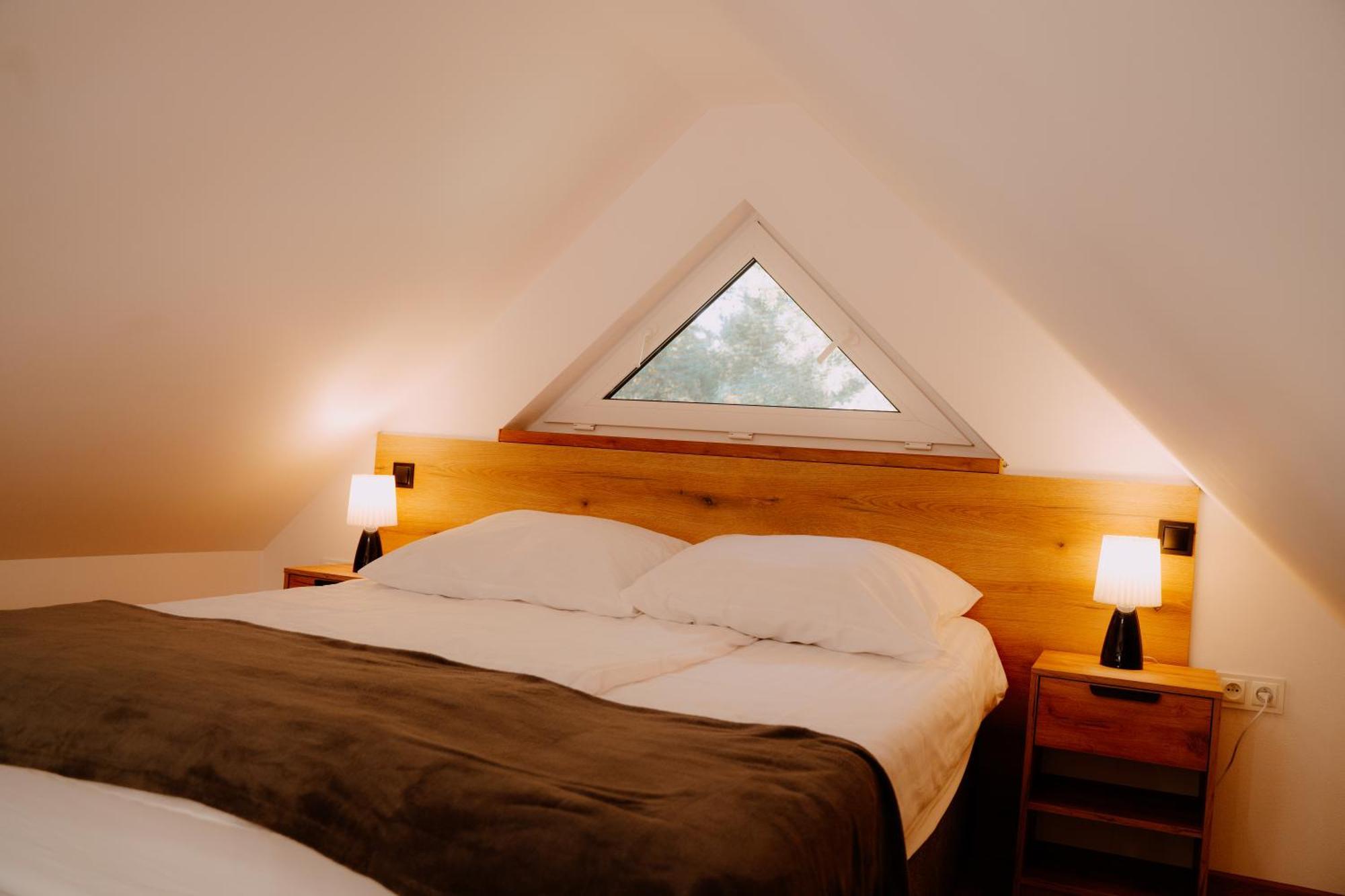 Osada Pod Gwiazdami & Holiday home Glusko